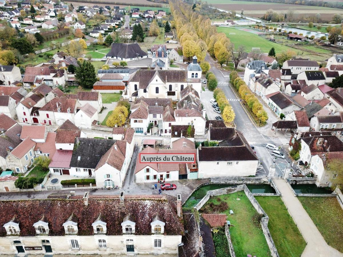 Aupres Du Chateau Tanlay ภายนอก รูปภาพ