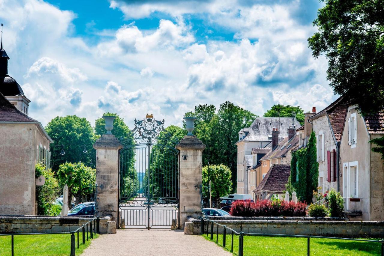 Aupres Du Chateau Tanlay ภายนอก รูปภาพ
